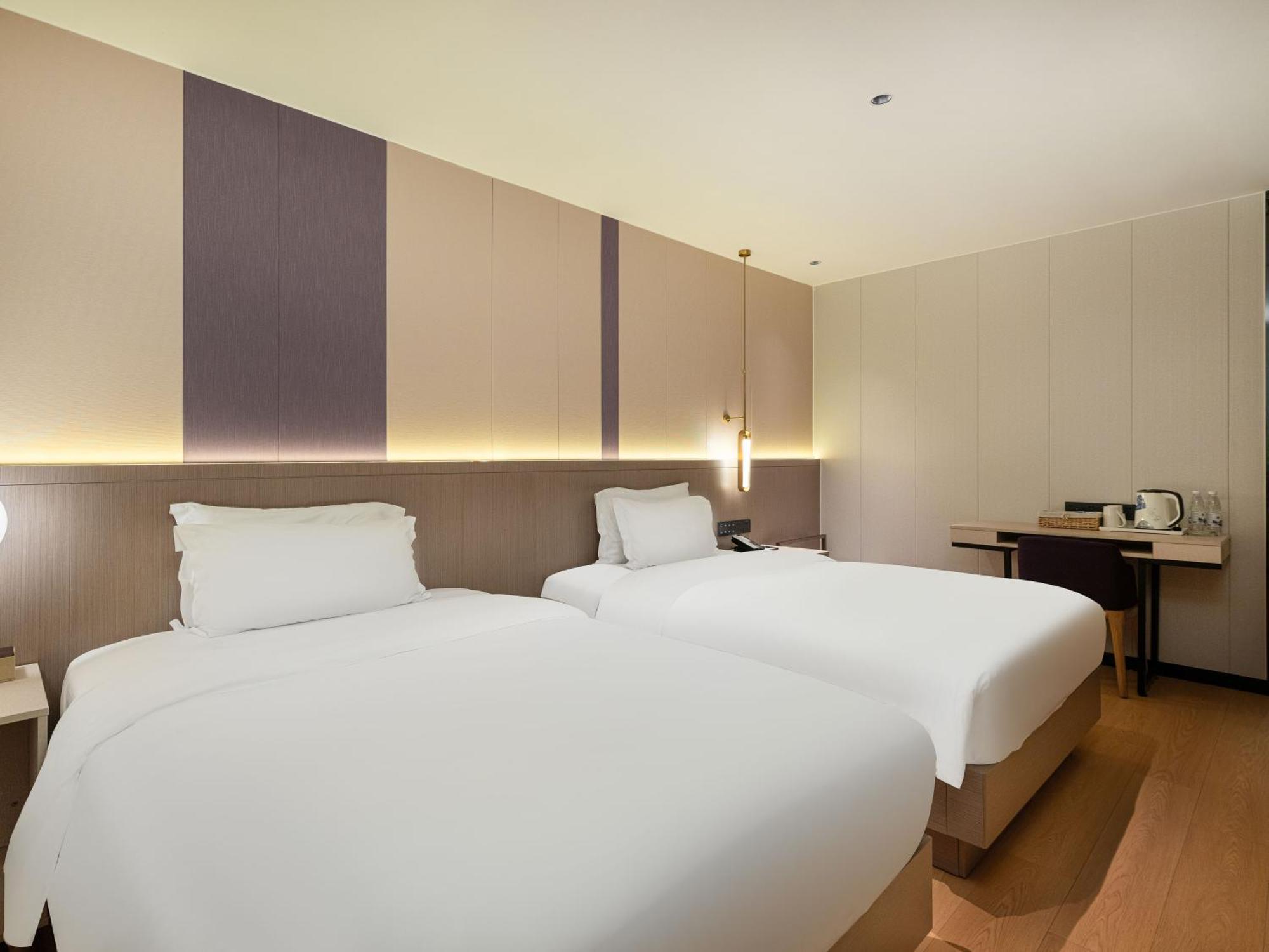 Lavande Hotel Guangzhou Tianhe Zhengjia Plaza Buitenkant foto