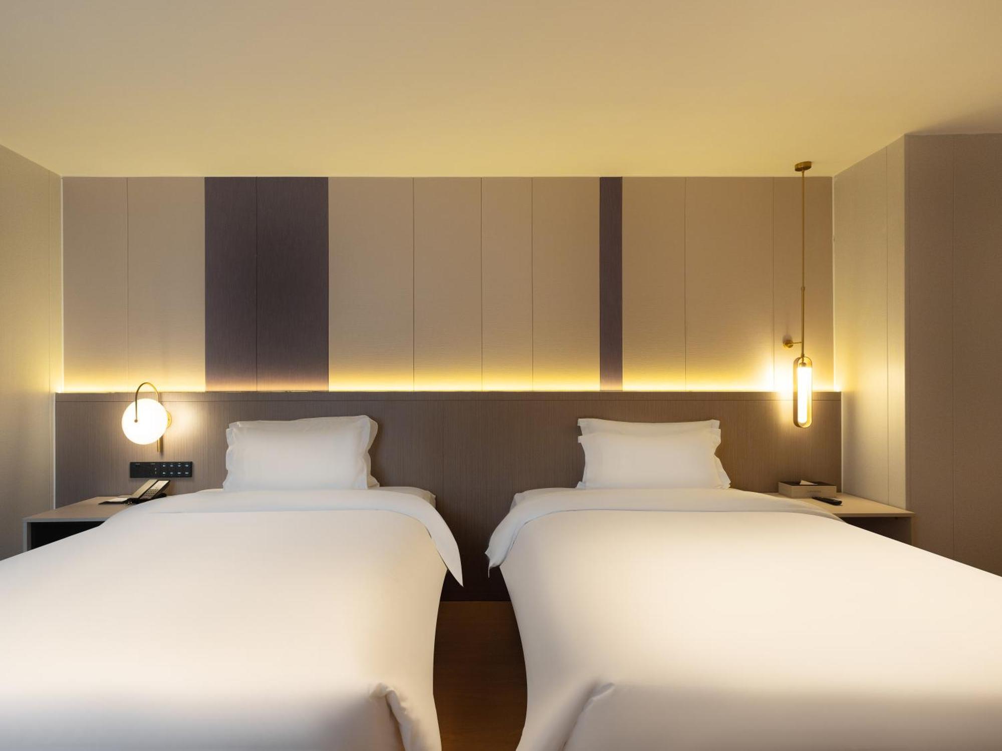 Lavande Hotel Guangzhou Tianhe Zhengjia Plaza Buitenkant foto